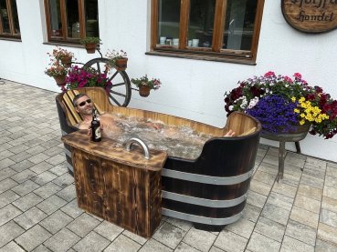 Romantika Whirlpoolanlage mit Heizung , Gartenbadewanne, Holzbadewanne, Liegebadewanne, Holzwanne, 2 Personen